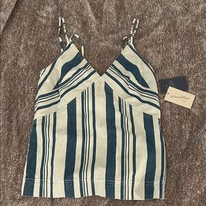 Universal Thread Women's Blue and White Striped Camisole